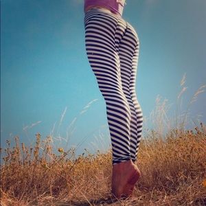 Teeki Balanced Traveler Hot Pant